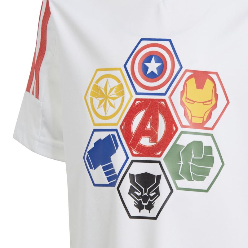 Camiseta-Manga-Corta-adidas-para-niño-Lk-Mrvl-Av-T-para-moda-color-blanco.-Detalle-1