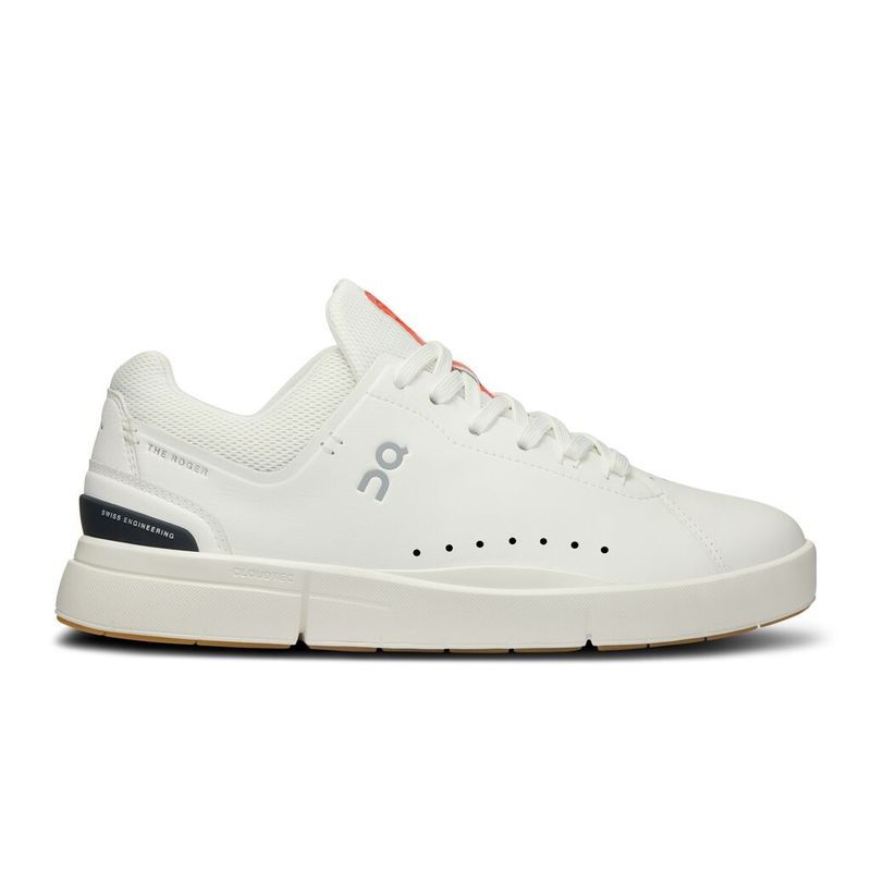 Tenis-on-para-mujer-The-Roger-Advantage-2-para-moda-color-blanco.-Lateral-Externa-Derecha