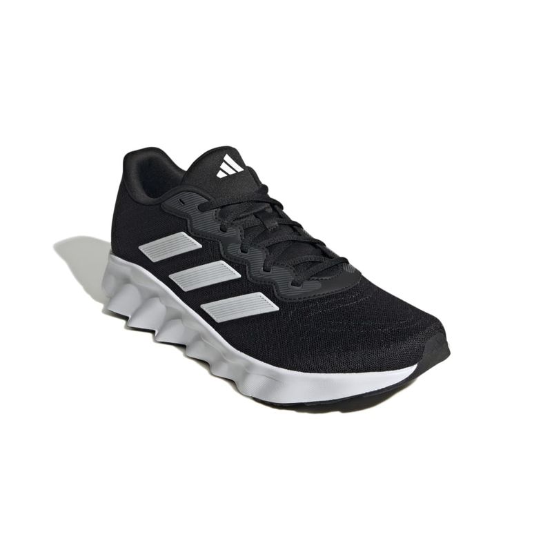 Tenis-adidas-para-hombre-Adidas-Switch-Move-para-correr-color-negro.-Par-Alineados