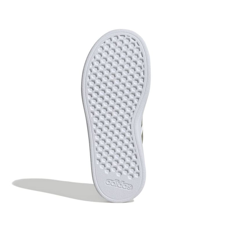 Tenis-adidas-para-niño-Star-Wars-Grand-Court-2.0-K-para-moda-color-blanco.-Suela