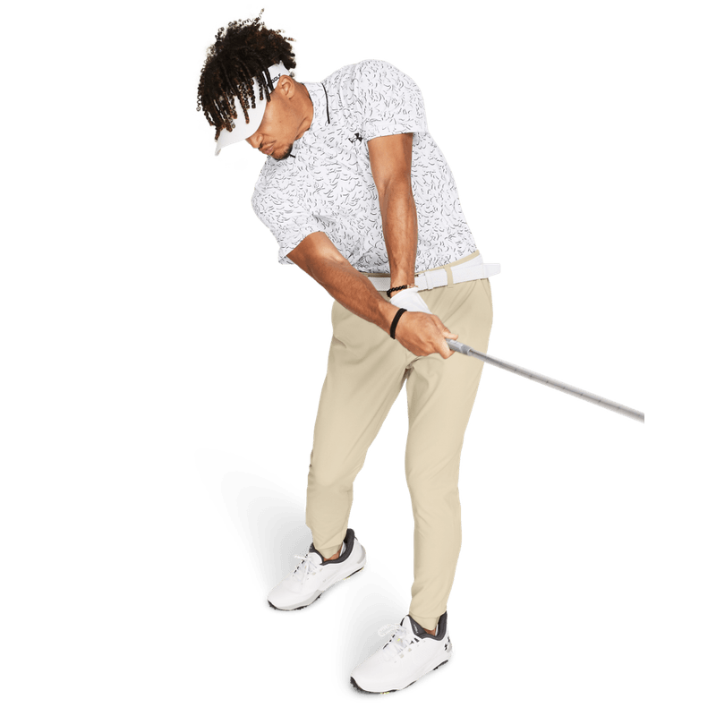 Polo-under-armour-para-hombre-Ua-Iso-Chill-Verge-Polo-para-golf-color-blanco.-Outfit-Completo