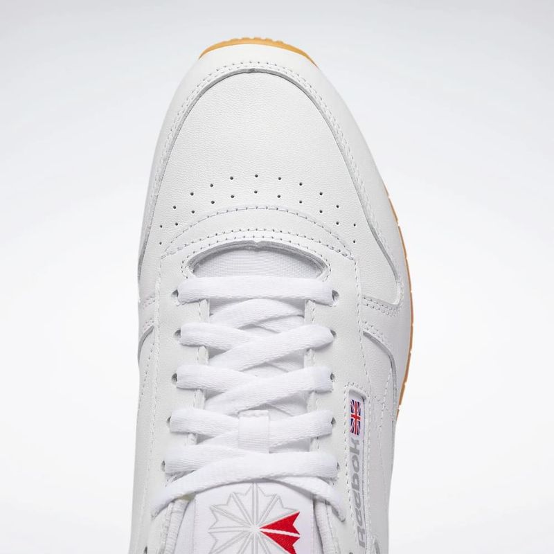 Tenis-reebok-para-hombre-Classic-Leather-para-moda-color-blanco.-Suela