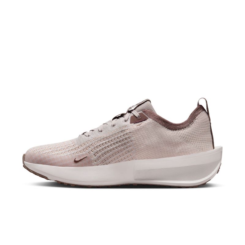 Tenis-nike-para-mujer-W-Nike-Interact-Run-para-correr-color-morado.-Lateral-Interna-Derecha