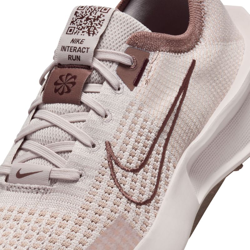 Tenis-nike-para-mujer-W-Nike-Interact-Run-para-correr-color-morado.-Detalle-1