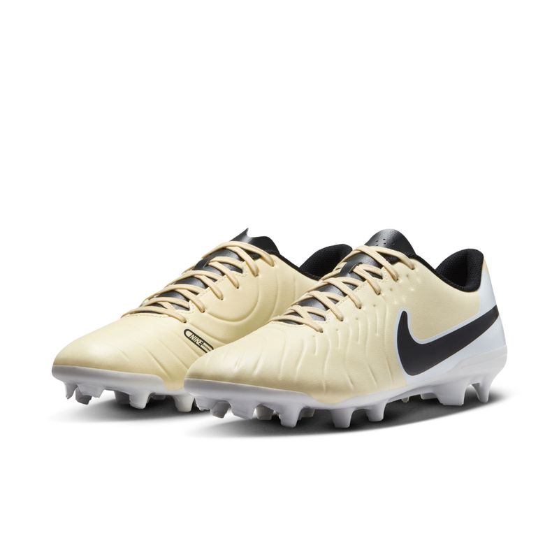 Guayos-nike-para-hombre-Legend-10-Club-Fg-Mg-para-futbol-color-amarillo.-Par-Alineados