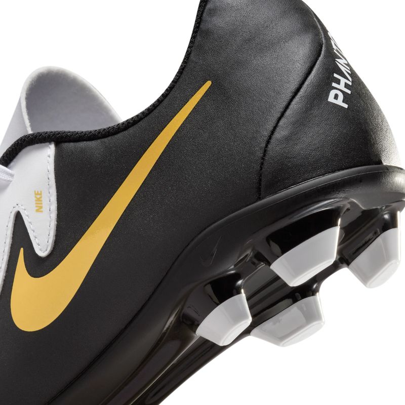 Guayos-nike-para-hombre-Phantom-Gx-Ii-Club-Fg-Mg-para-futbol-color-blanco.-Detalle-2