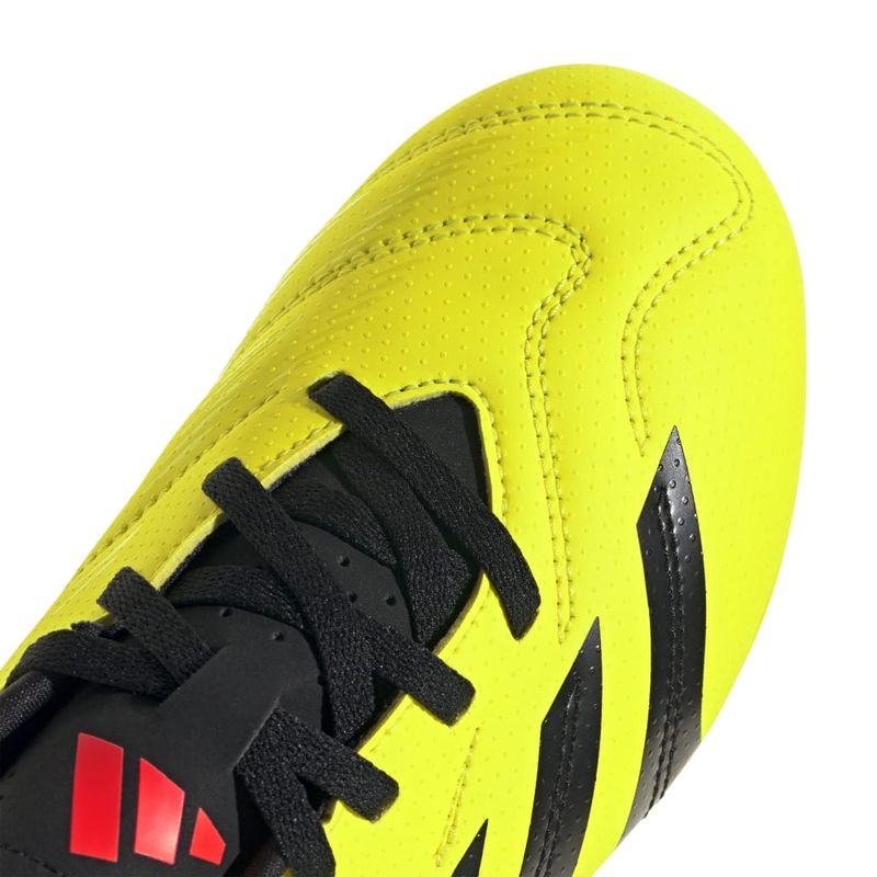 Guayos-adidas-para-niño-Predator-Club-L-Fxg-J-para-futbol-color-amarillo.-Detalle-1