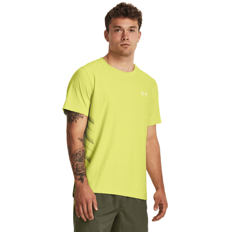 Camiseta-Manga-Corta-under-armour-para-hombre-Ua-Laser-Shortsleeve-para-correr-color-amarillo.-Frente-Sin-Modelo