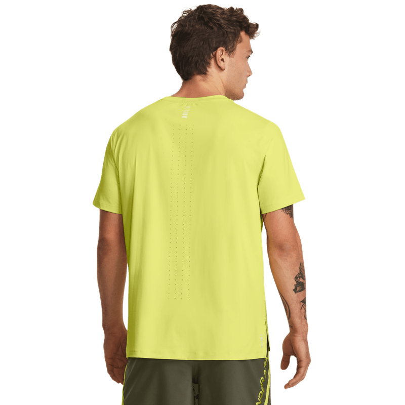 Camiseta-Manga-Corta-under-armour-para-hombre-Ua-Laser-Shortsleeve-para-correr-color-amarillo.-Reverso-Sin-Modelo