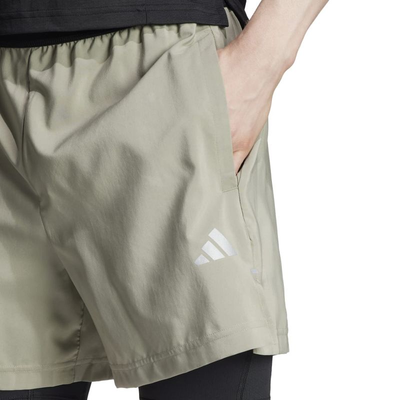 Pantaloneta-adidas-para-hombre-Gym---Wv-2In1-S-para-entrenamiento-color-gris.-Detalle-2