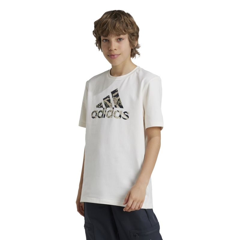 Camiseta-Manga-Corta-adidas-para-niño-J-Dy-Lk-T-para-moda-color-blanco.-Frente-Sobre-Modelo