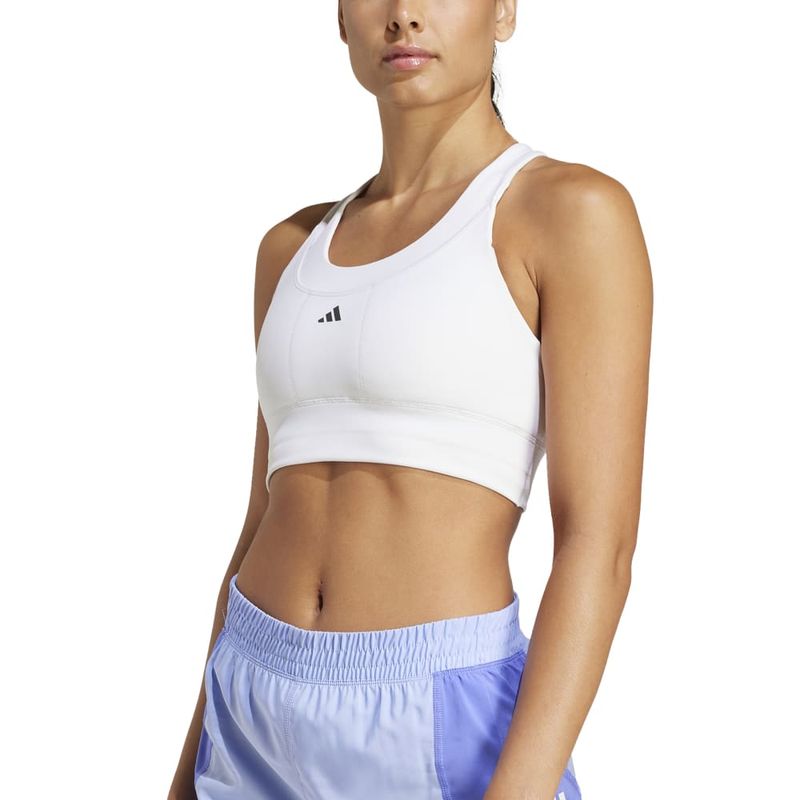 Top-adidas-para-mujer-Run-Ms-Pkt-Bra-para-entrenamiento-color-blanco.-Zoom-Frontal-Sobre-Modelo