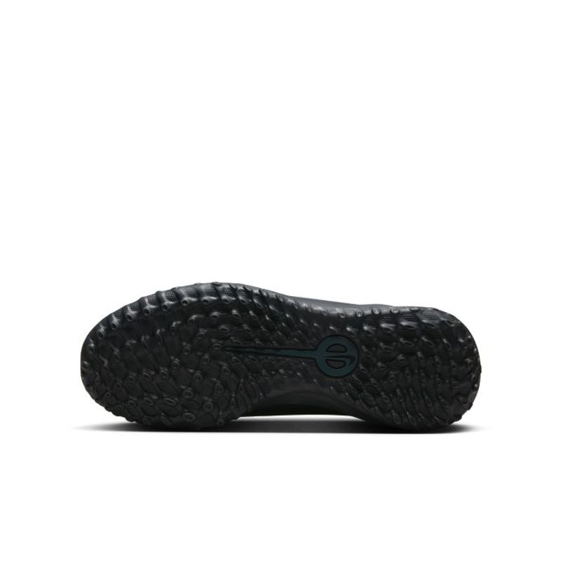 Guayos-nike-para-niño-Jr-Legend-10-Club-Tf-para-futbol-color-negro.-Suela
