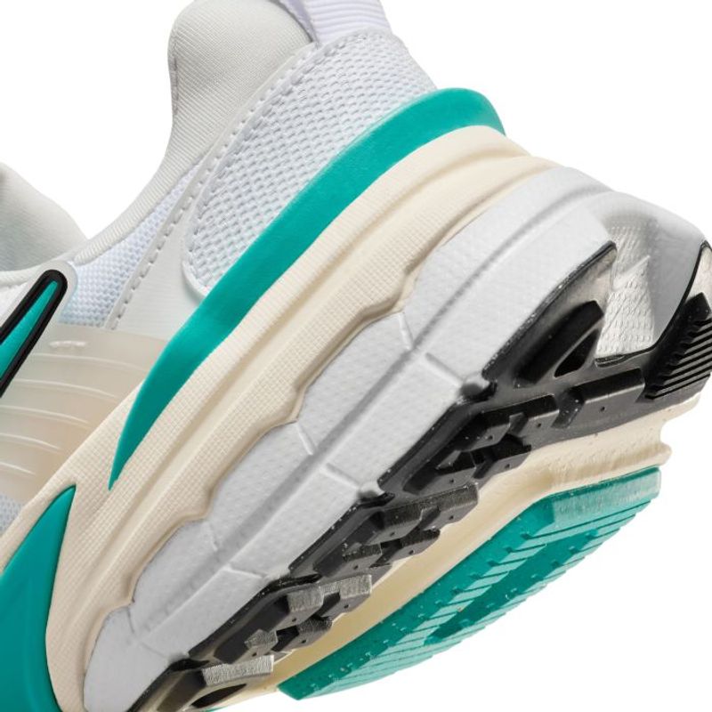 Tenis-nike-para-mujer-W-Nike-V2K-Run-para-moda-color-blanco.-Detalle-2
