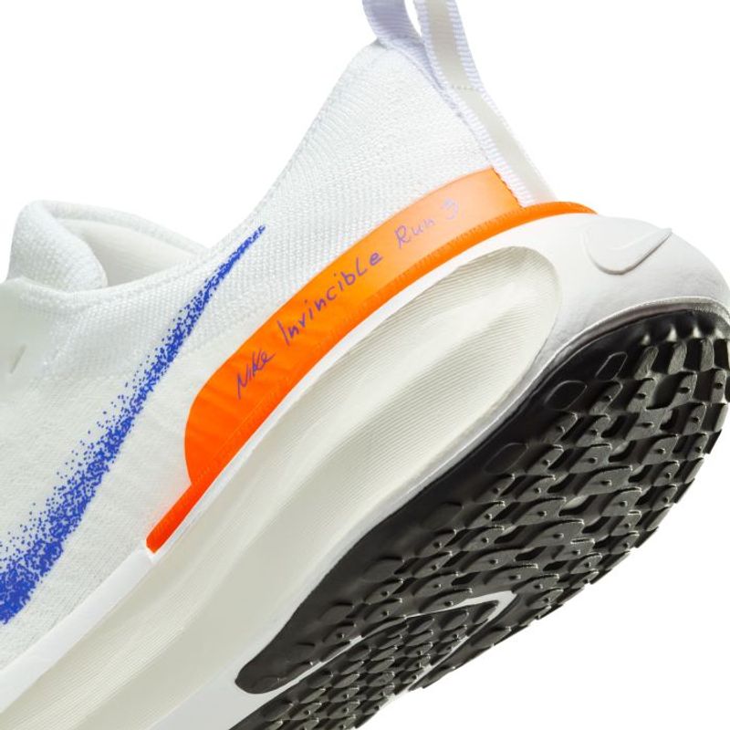Tenis-nike-para-mujer-W-Zoomx-Invincible-Rn-Fp-para-correr-color-multicolor.-Detalle-2