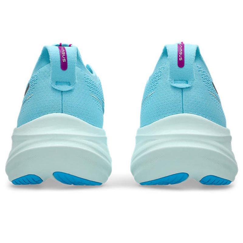 Tenis-asics-para-mujer-Gel-Nimbus-26-para-correr-color-azul.-Talon