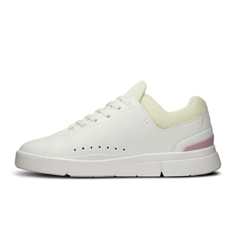 Tenis-on-para-mujer-The-Roger-Advantage-2-para-moda-color-blanco.-Lateral-Interna-Izquierda