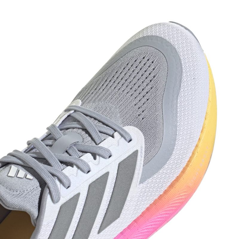 Tenis-adidas-para-hombre-Pureboost-5-para-correr-color-blanco.-Detalle-2