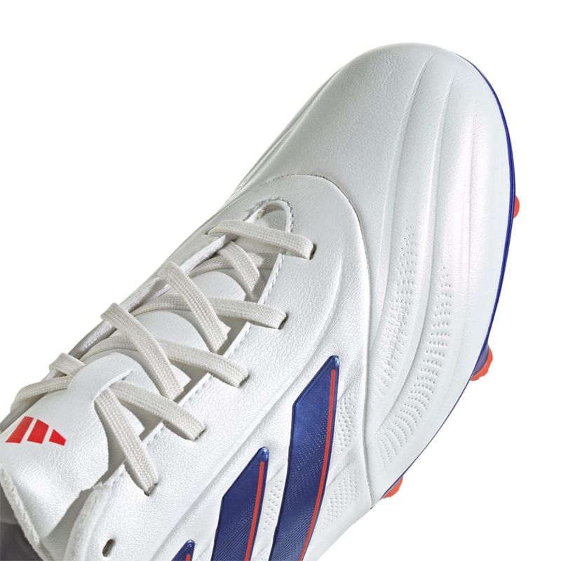 Guayos-adidas-para-hombre-Copa-Pure-2-League-Fg-para-futbol-color-blanco.-Detalle-2