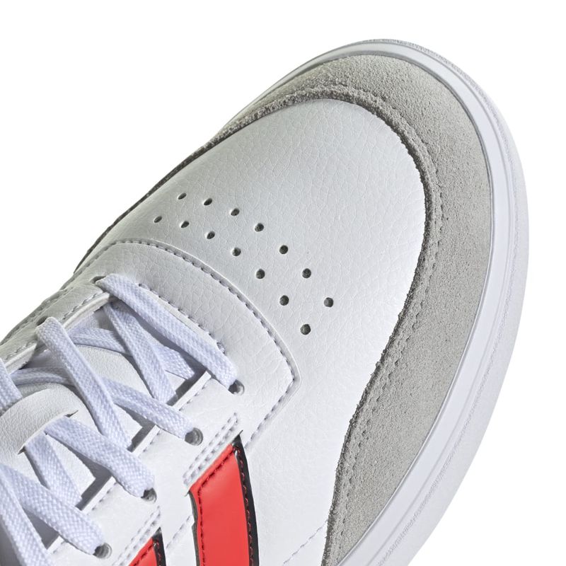 Tenis-adidas-para-hombre-Courtblock-para-moda-color-blanco.-Detalle-1