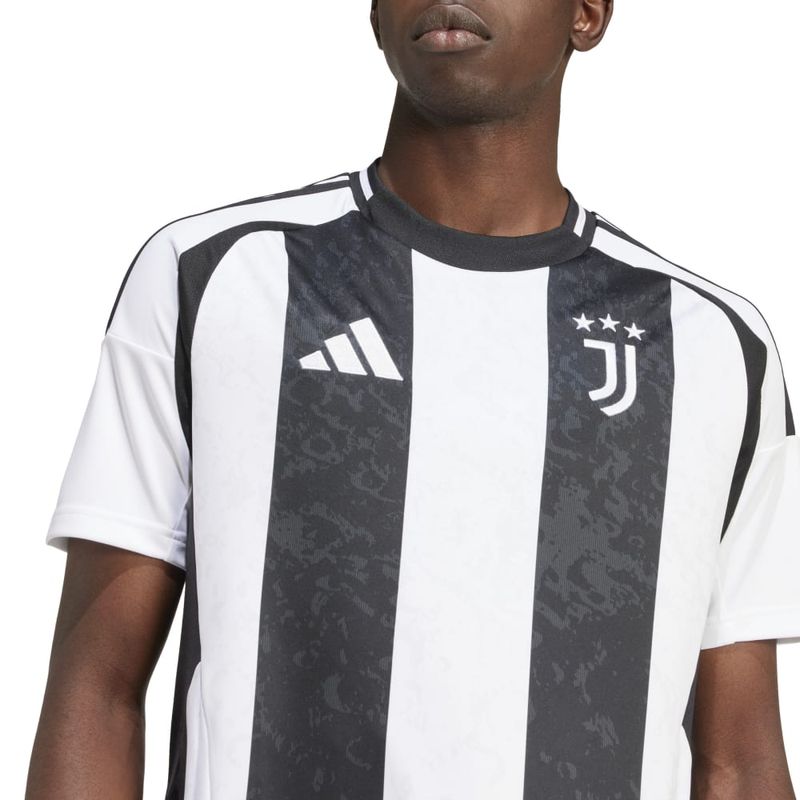 Camiseta-Manga-Corta-adidas-para-hombre-Juve-H-Jsy-para-futbol-color-blanco.-Detalle-1