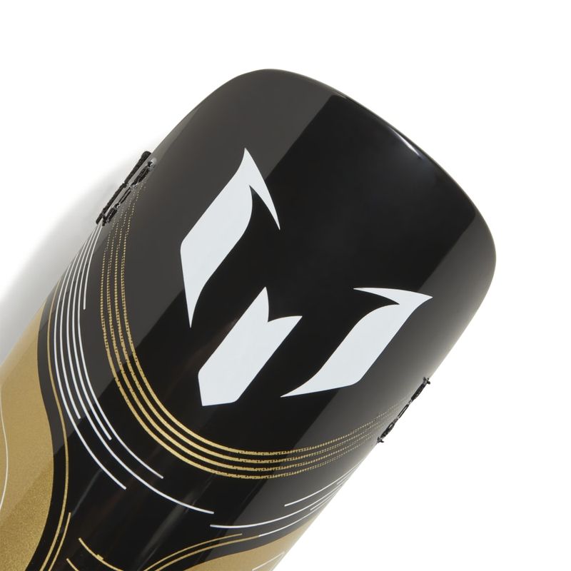 Canilleras-adidas-para-niño-Messi-Sg-Mtc-J-para-futbol-color-negro.-Detalle-1