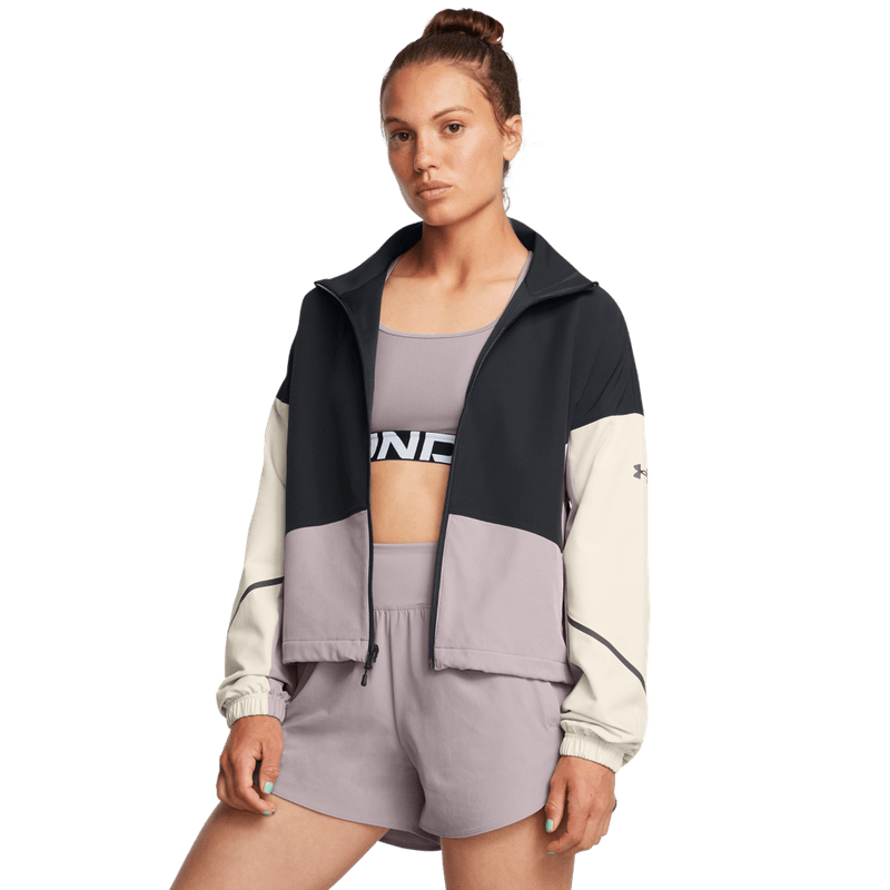 Camiseta-Manga-Larga-under-armour-para-mujer-Unstoppable-Jacket-para-entrenamiento-color-negro.-Frente-Sin-Modelo