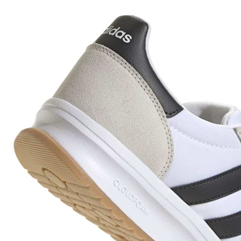 Tenis-adidas-para-hombre-Run-72-para-moda-color-blanco.-Detalle-2