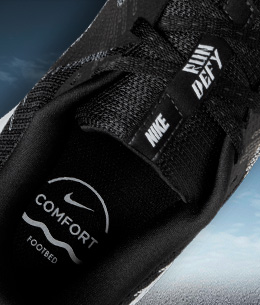 Nike Run Defy